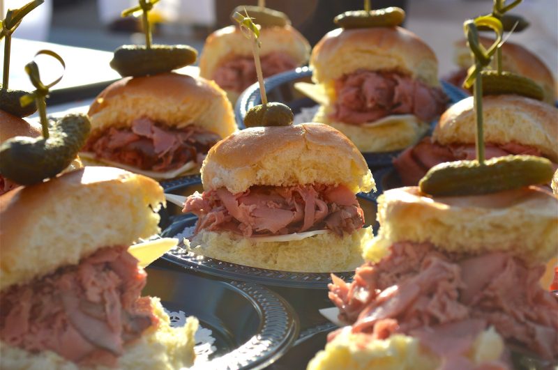 Roast Beef Slider from Mount Vernon Restaurant, Photo: © TNG